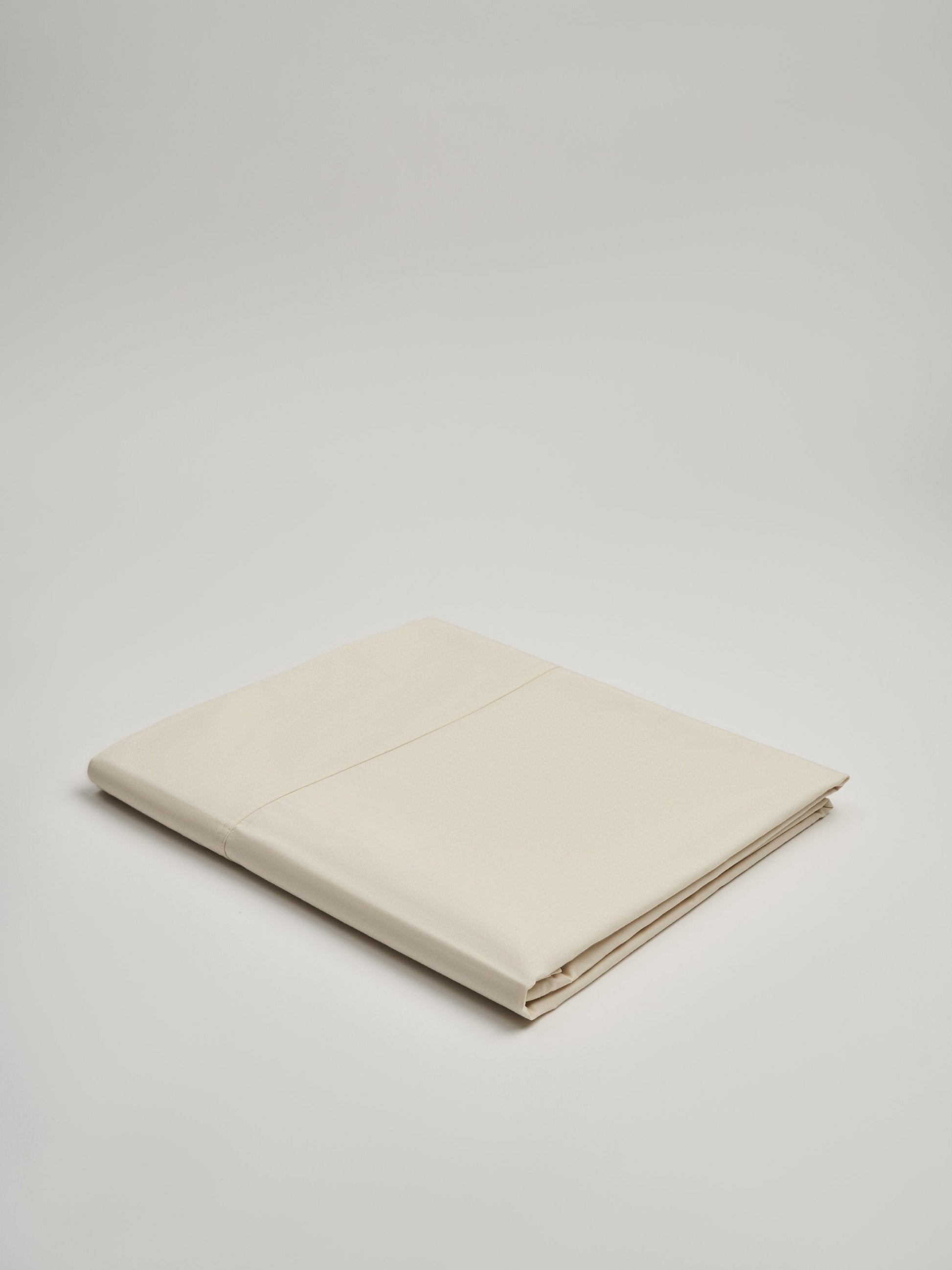 Organic and Fairtrade Cool + Crisp Cotton Flat Sheet in Natural#color_natural